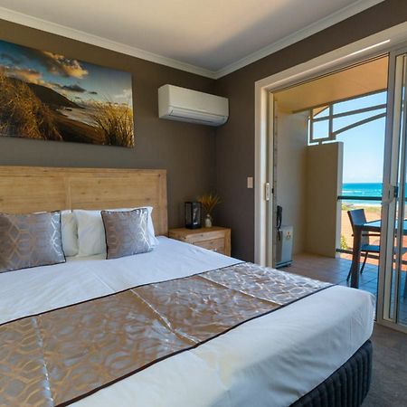 Beach Haven Executive Apartments Korora Екстериор снимка