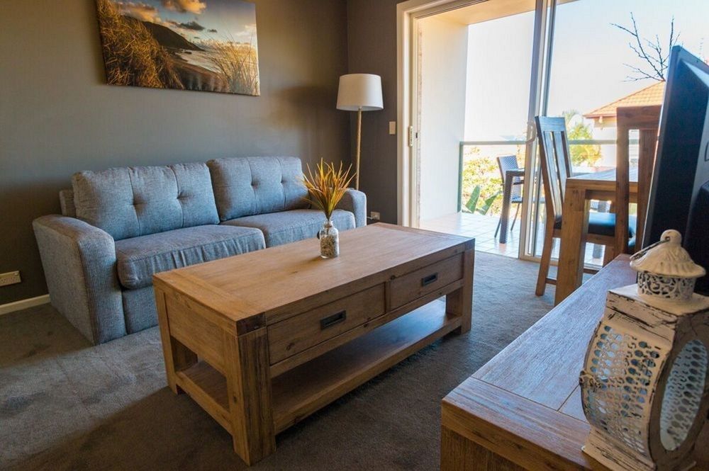 Beach Haven Executive Apartments Korora Екстериор снимка