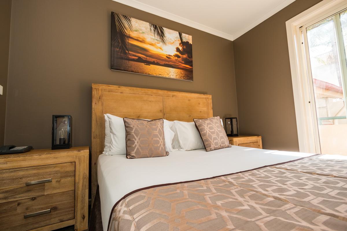 Beach Haven Executive Apartments Korora Екстериор снимка