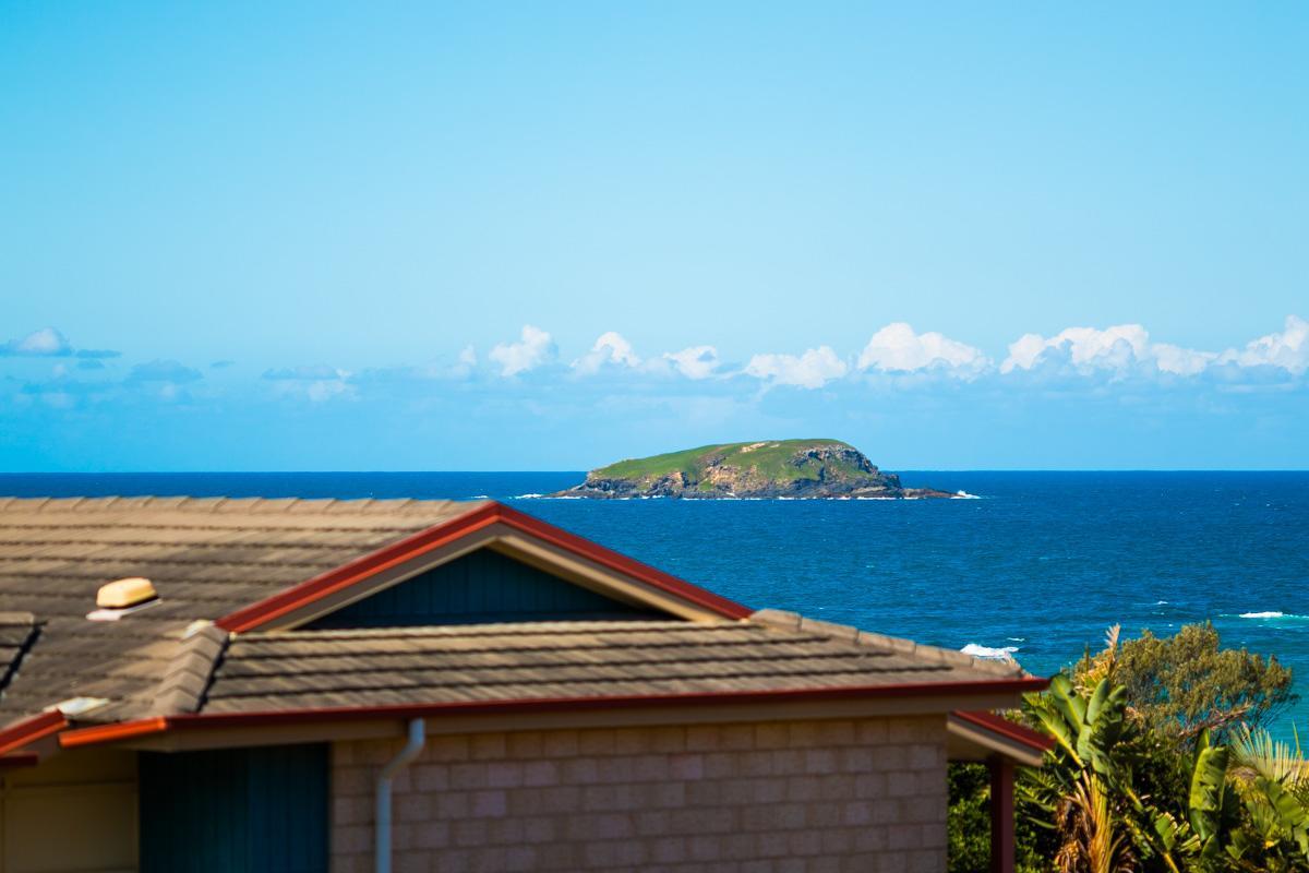 Beach Haven Executive Apartments Korora Екстериор снимка