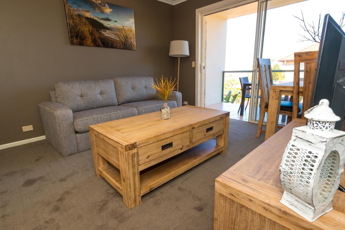 Beach Haven Executive Apartments Korora Екстериор снимка