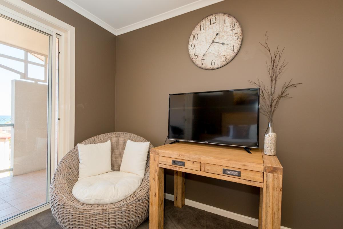 Beach Haven Executive Apartments Korora Екстериор снимка