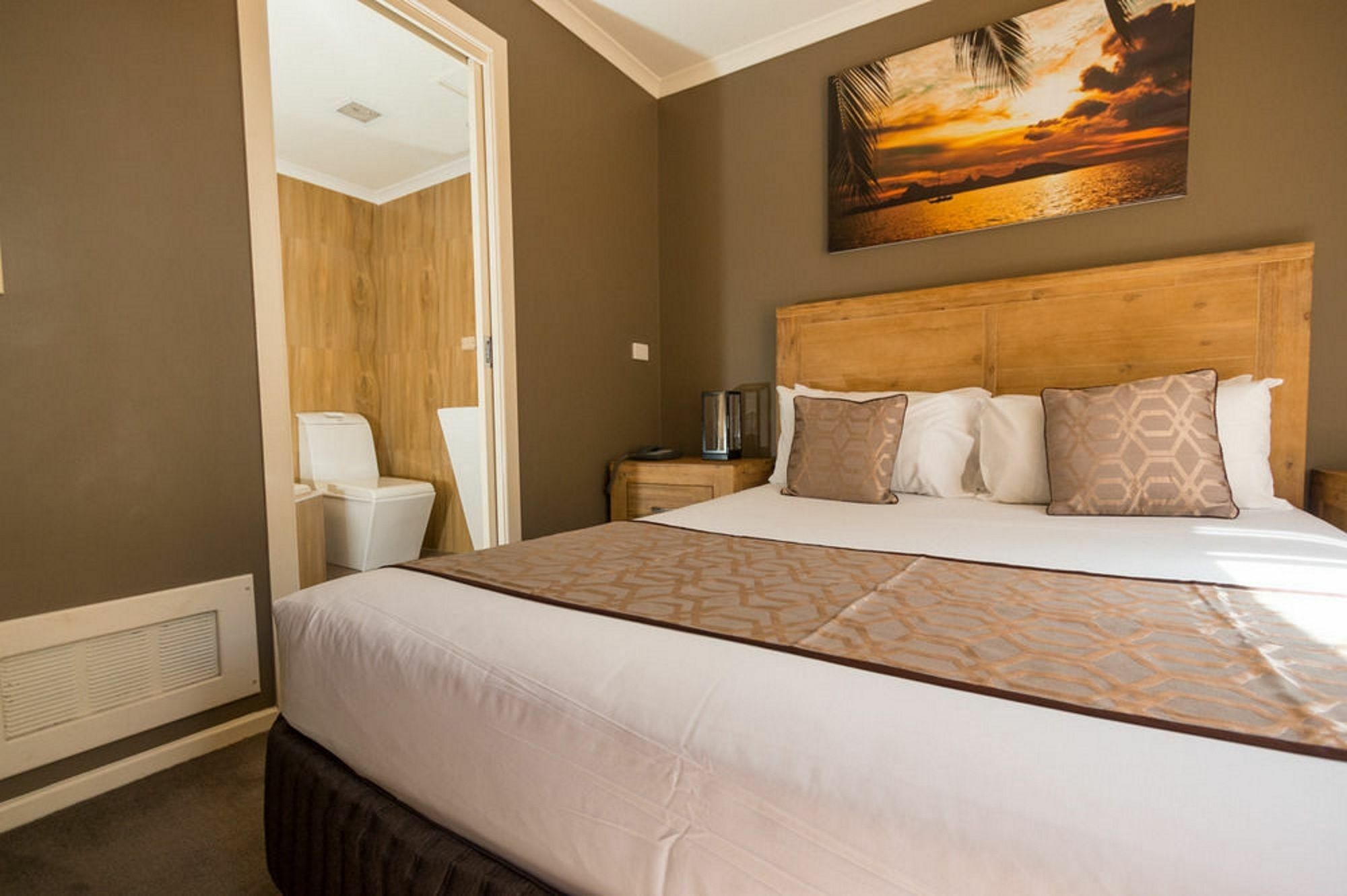Beach Haven Executive Apartments Korora Екстериор снимка